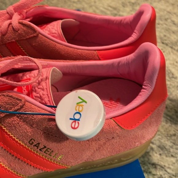 New Adidas Women’s Gazelle Indoor Suede Shoes Beam Pink (IE1058) with box - Picture 2 of 4